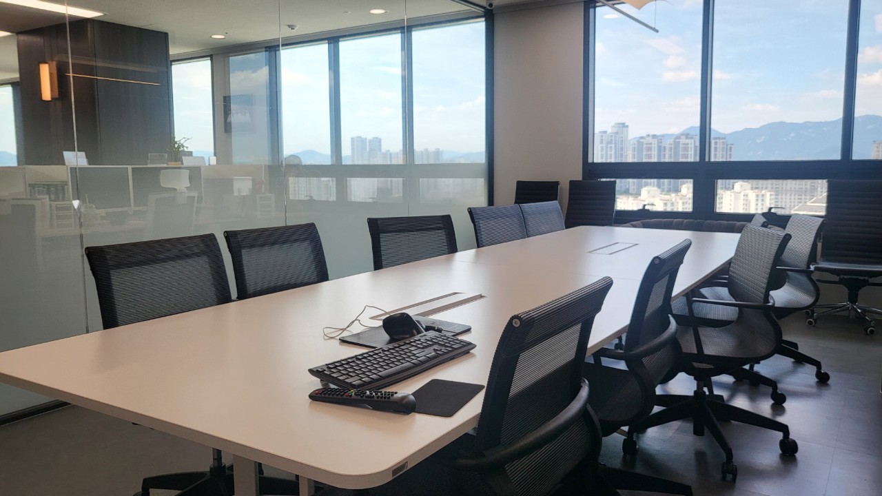 ✅ 대형사무실, 조망·주차·입지 3박자 완벽! 첨단 지식산업센터 코너실